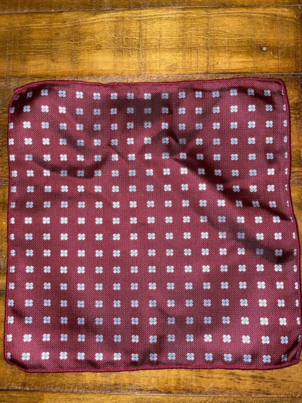 Men's Burgundy reversible Pocket Square with White Micro-Pattern